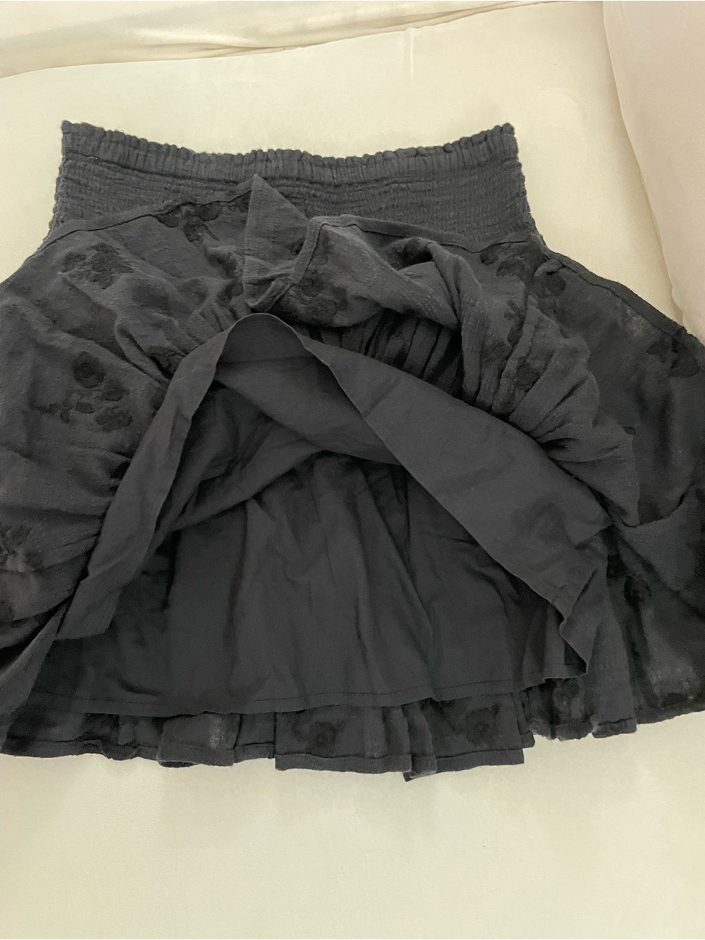 Unsubscribed NWT 2087 Smocked Short Skirt Solid Faded Black Size 6 Floral print - Picture 7 of 12